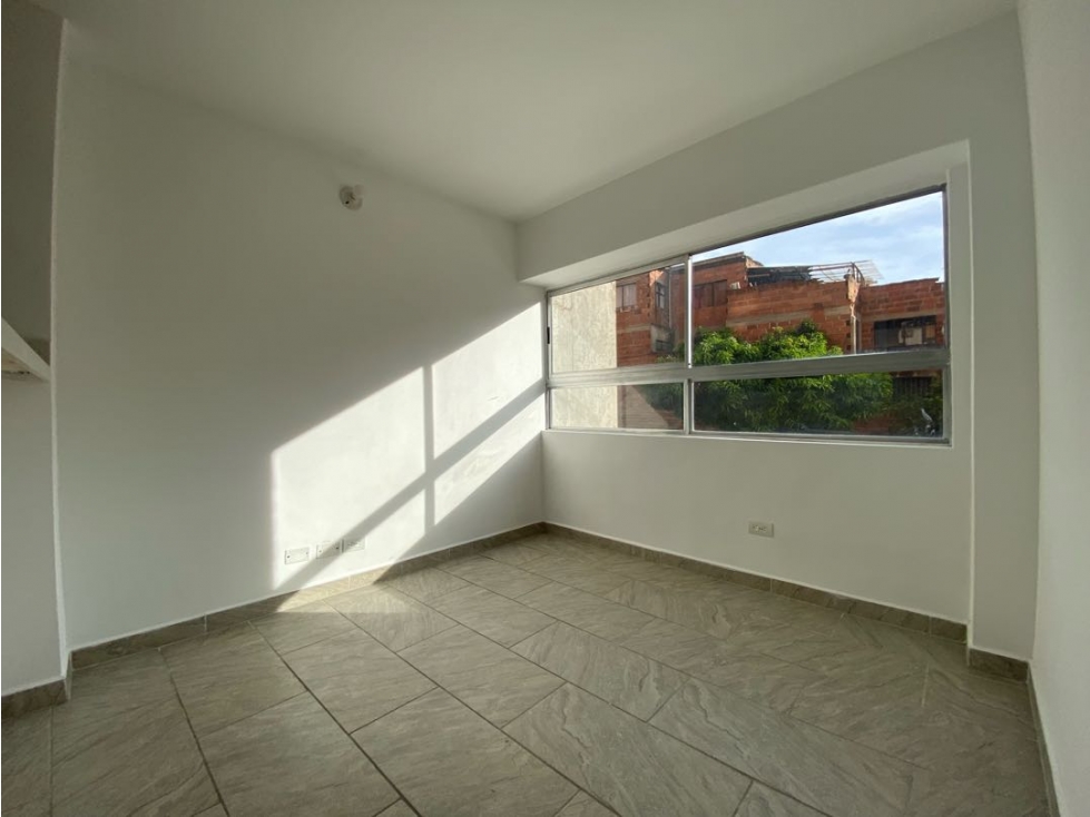 Apartamento en arriendo Barrio Cristobal Medellín — foto 4