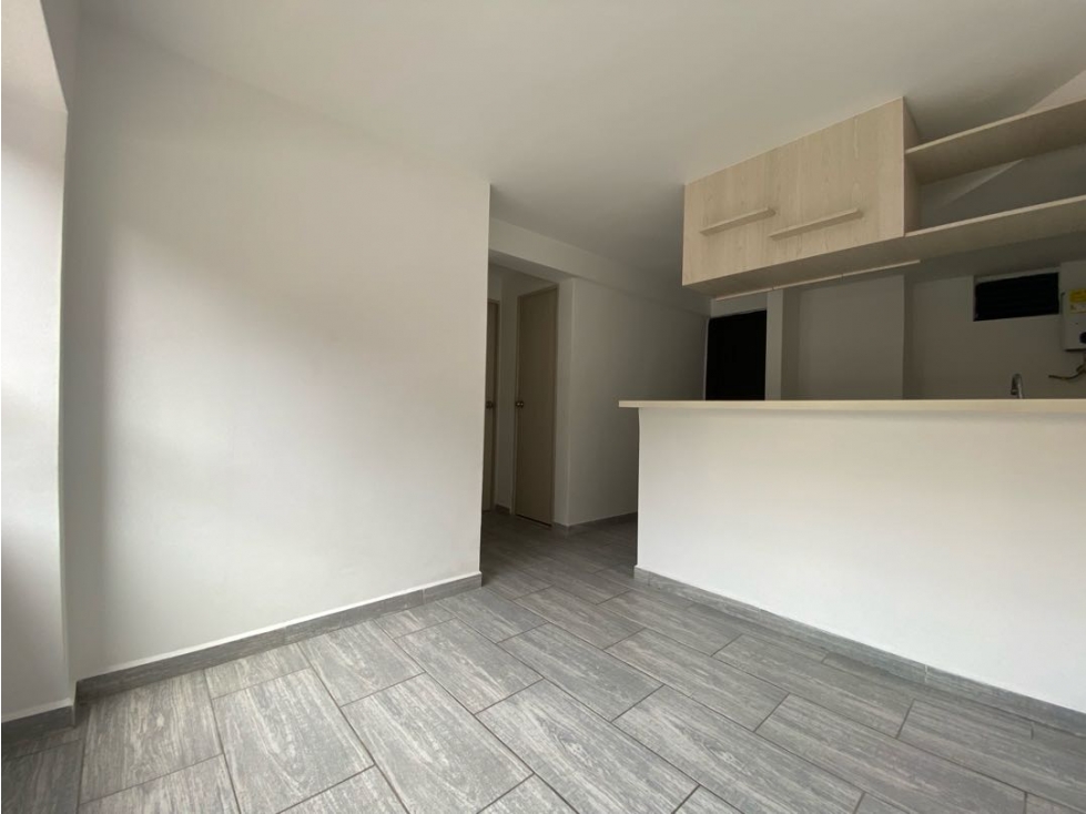 Apartamento en arriendo en Barrio Cristobal Medellín — foto 4
