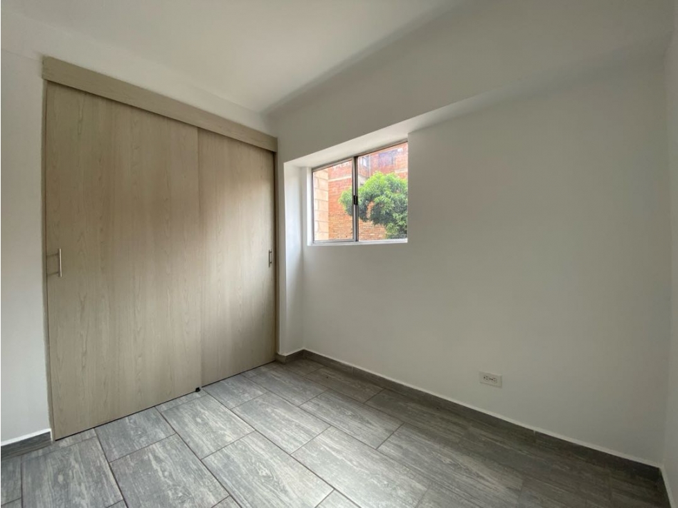 Apartamento en arriendo en Barrio Cristobal Medellín — foto 5