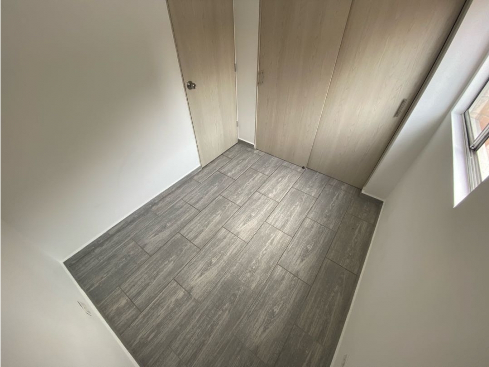 Apartamento en arriendo en Barrio Cristobal Medellín — foto 6