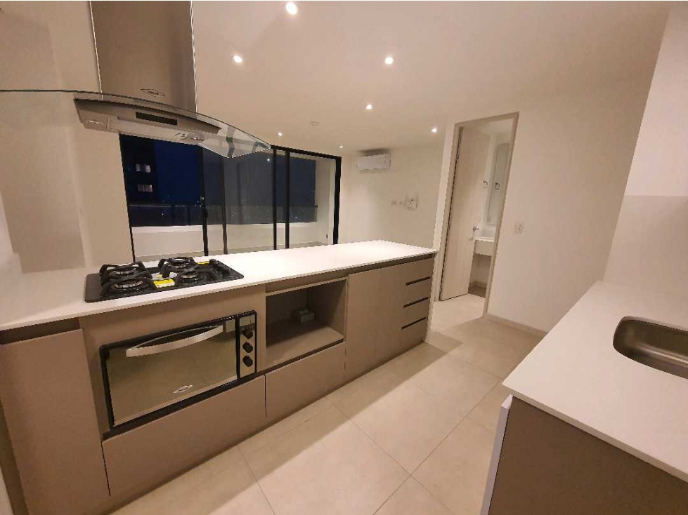 APARTAMENTO EN RENTA EN CASTROPOL, EL POBLADO. — foto 3