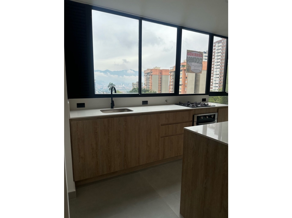 Apartamento en Arriendo en El Poblado — foto 3