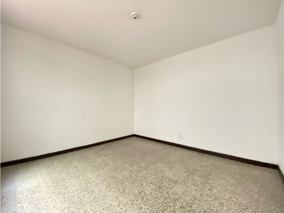 Apartamento en arriendo en Santa Monica Medellín — foto 5