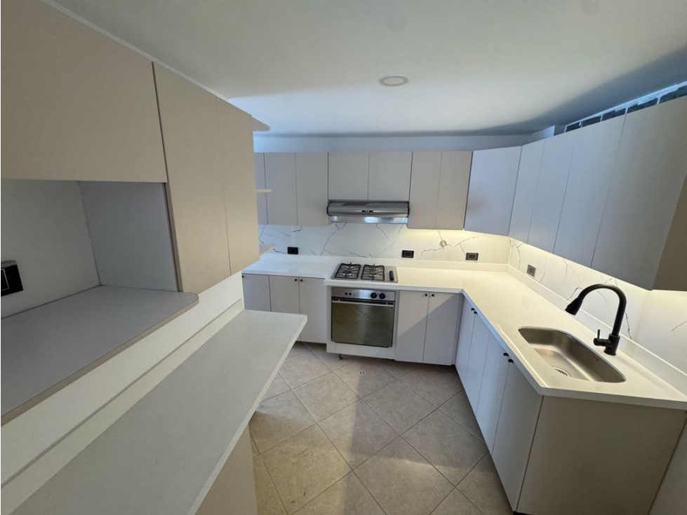 Apartamento en renta ENVIGADO SECTOR LA ABADIA