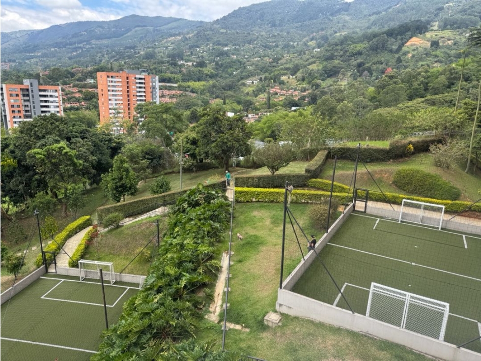 Apartamento en renta ENVIGADO LOMA DEL ESCOBERO — foto 3