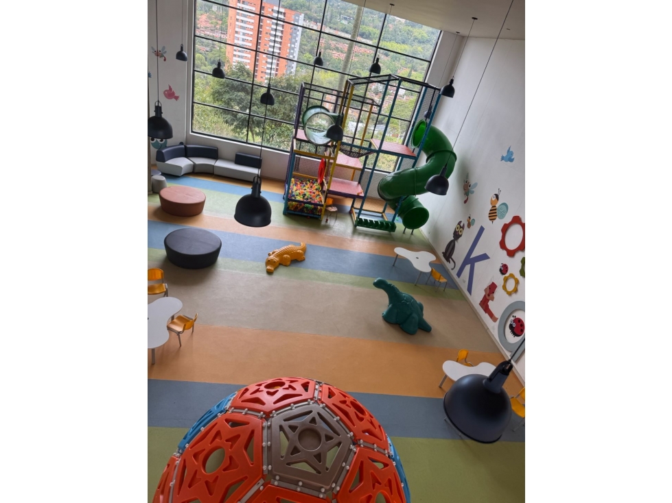 Apartamento en renta ENVIGADO LOMA DEL ESCOBERO — foto 4