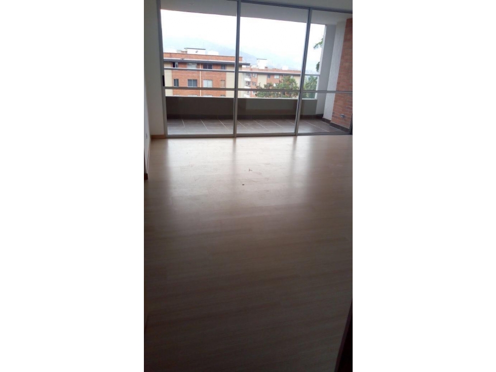 APARTAMENTO EN RENTA LOMA DEL ESMERALDAL. ENVIGADO — foto 3