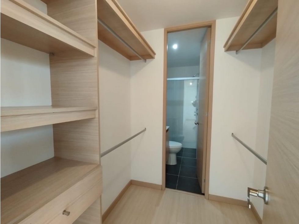 APARTAMENTO EN RENTA LOMA DEL ESMERALDAL. ENVIGADO — foto 4