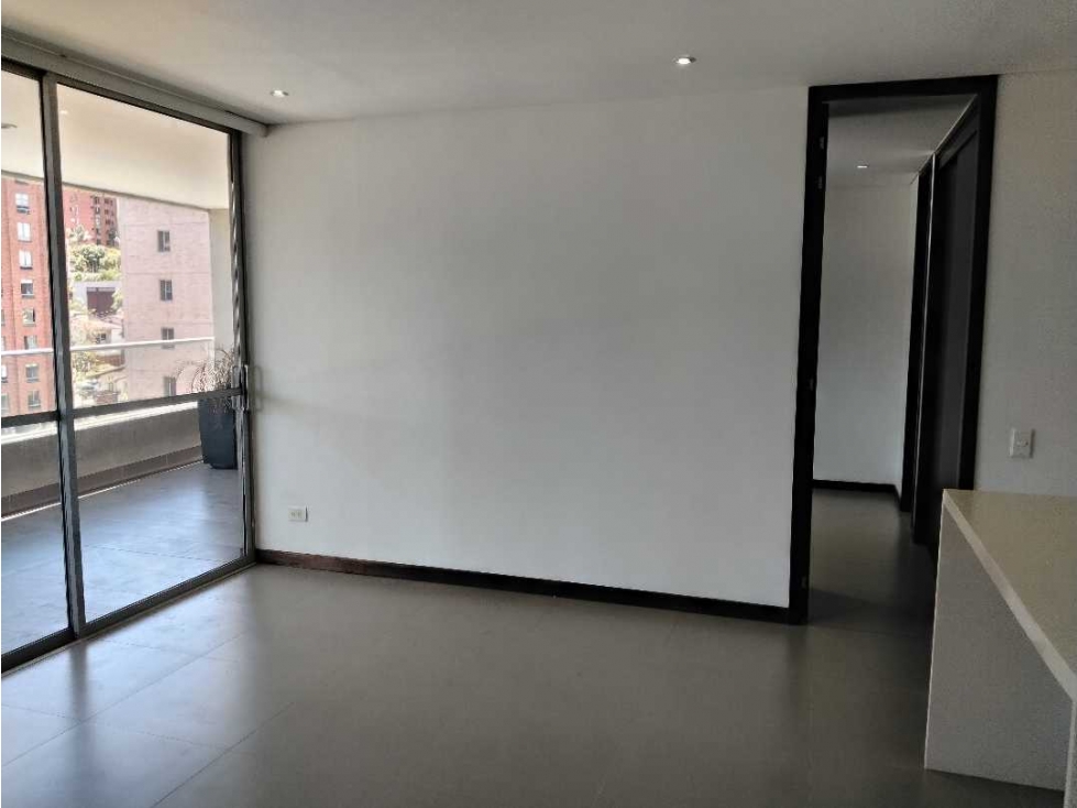APARTAMENTO EN RENTA POBLADO — foto 4