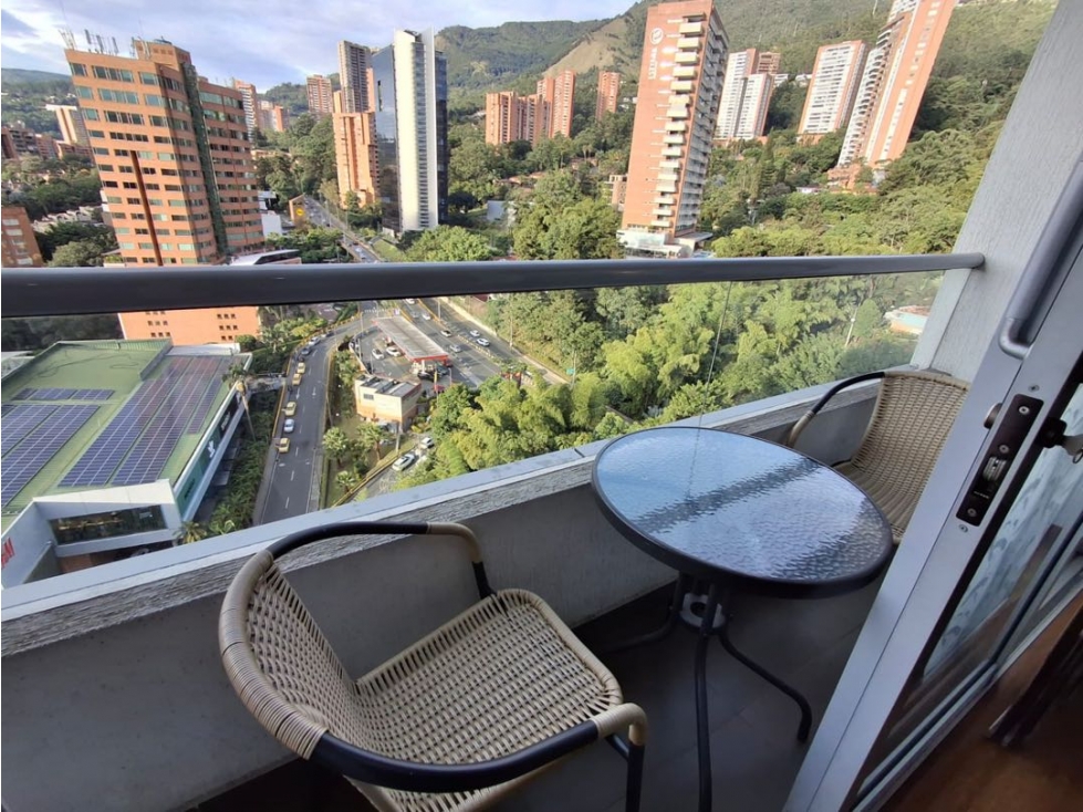 Apartamento en Arriendo Amoblado en El Poblado Sector El Tesoro