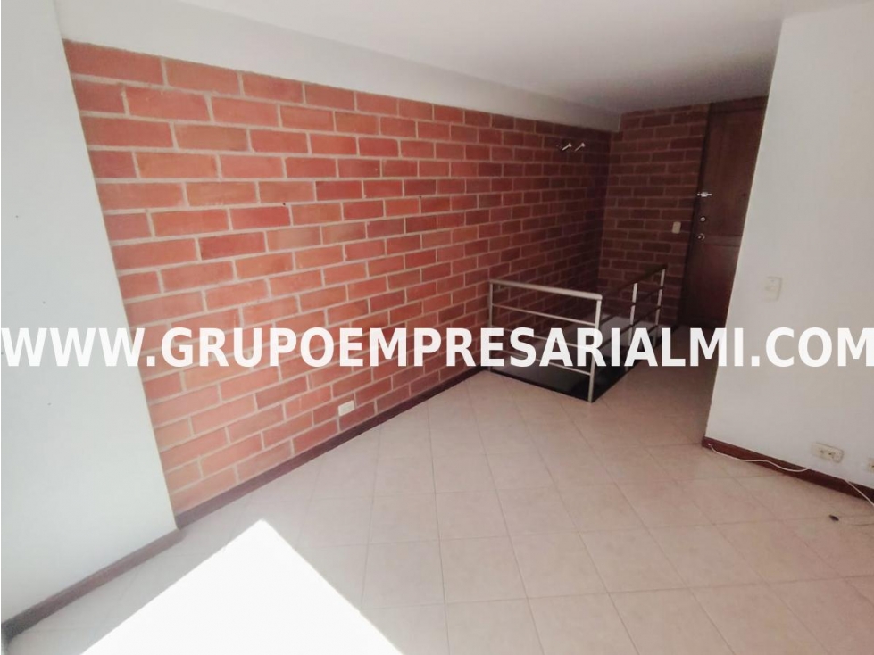 APARTAMENTO DÚPLEX EN ARRIENDO - SECTOR SANTA MARÍA COD: 20478