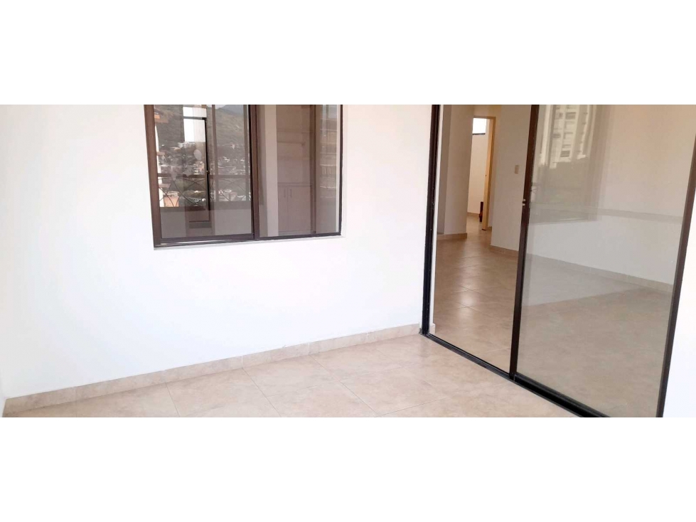 APARTAMENTO EN RENTA SANTATERESITA — foto 5