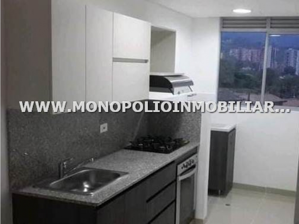 APARTAMENTO EN RENTA - SECTOR EL ESMERALDAL, ENVIGADO COD: 22470 - 1