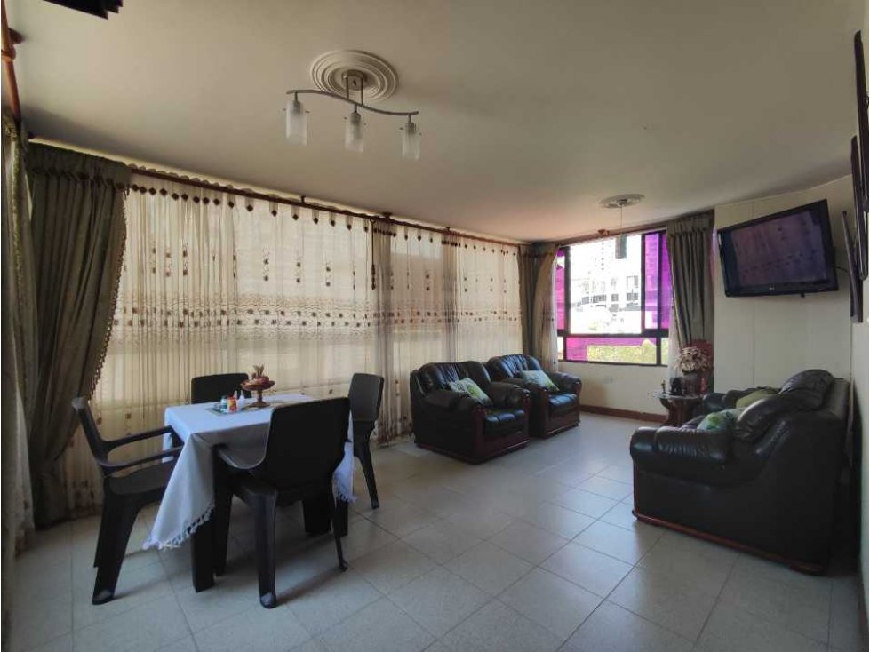 Apartamento en Rodadero Sur en venta, de oportunidad 005
