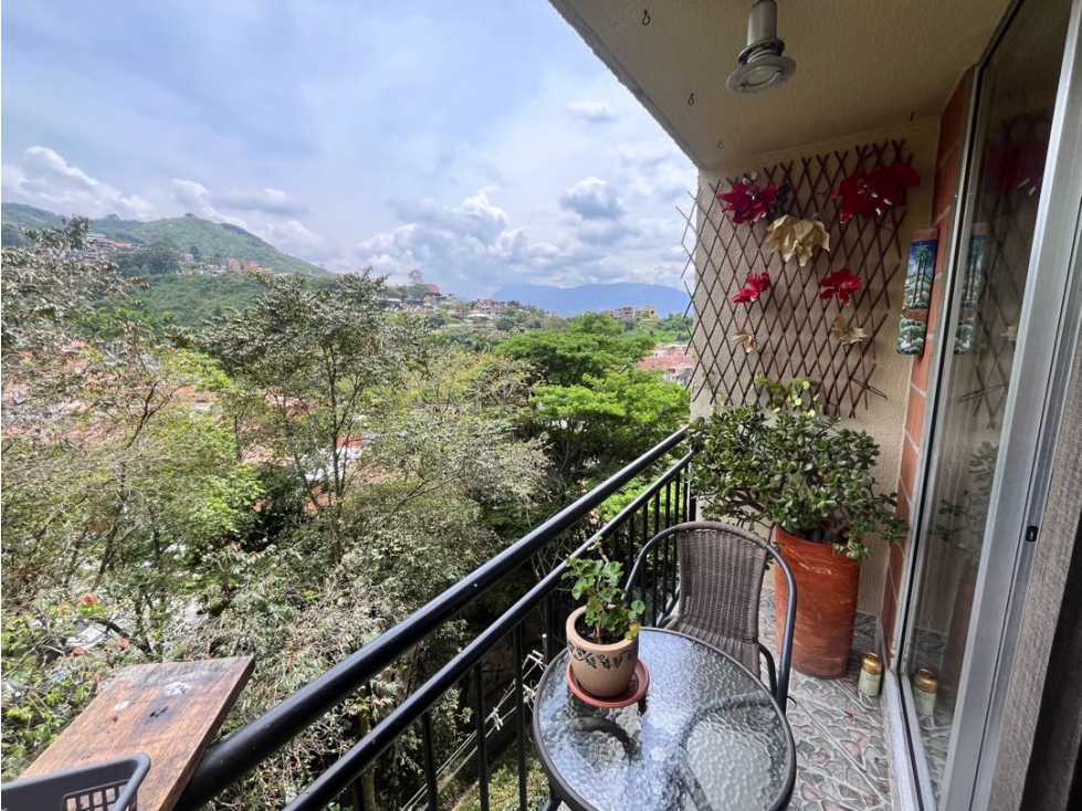 Apartamento en Rodeo Alto con parqueadero — foto 4