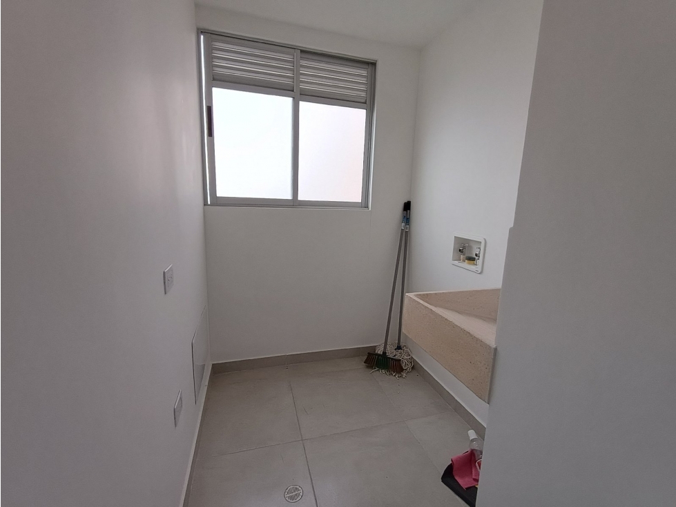 Apartamento en Alto De La Flores, Sabaneta — foto 4
