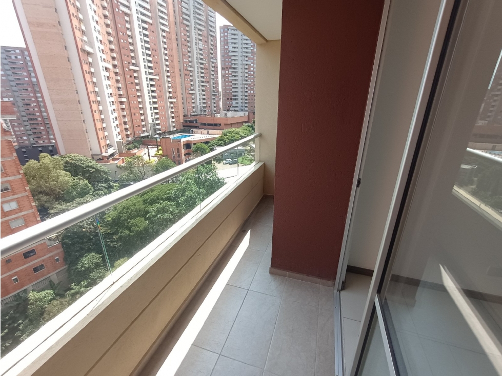 Apartamento en Alto De La Flores, Sabaneta