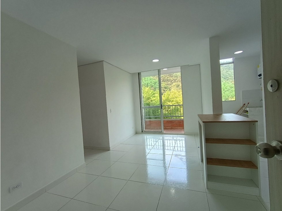 Apartamento en San José Parte Alta, Sabaneta — foto 2
