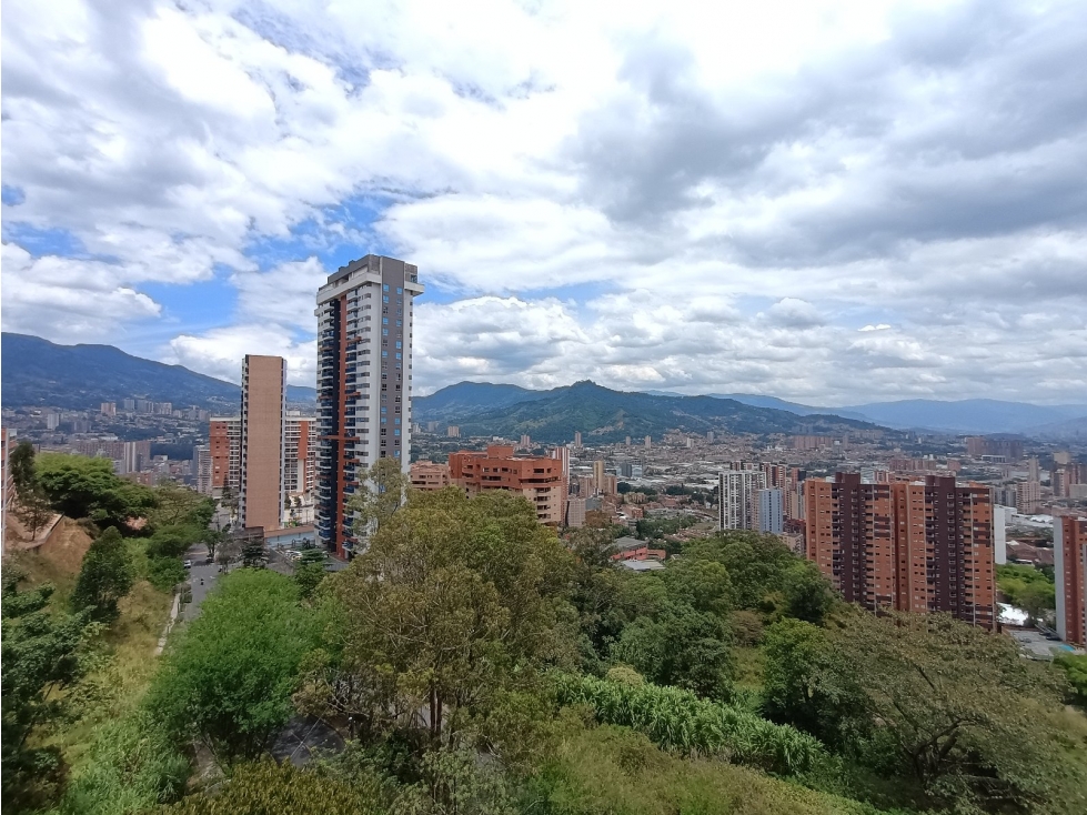 Apartamento en Las Lomitas, Sabaneta