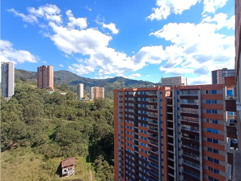 Apartamento en Alto De La Flores, Sabaneta — foto 2