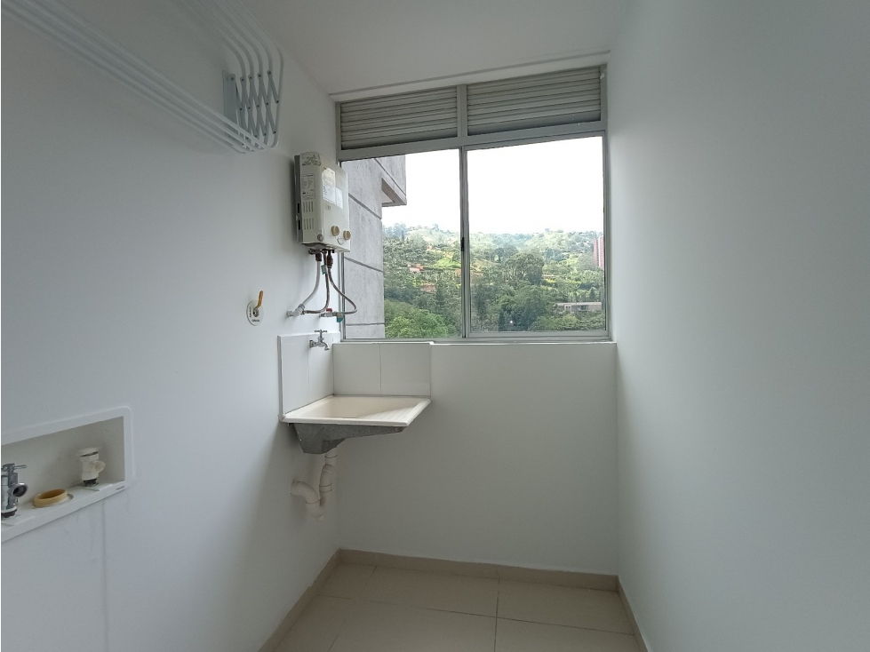 Apartamento en Alto De La Flores, Sabaneta — foto 3