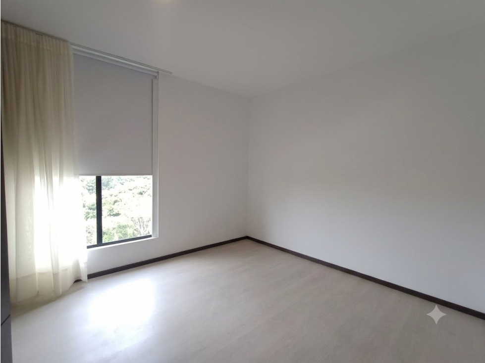 Apartamento en Las Lomitas, Sabaneta