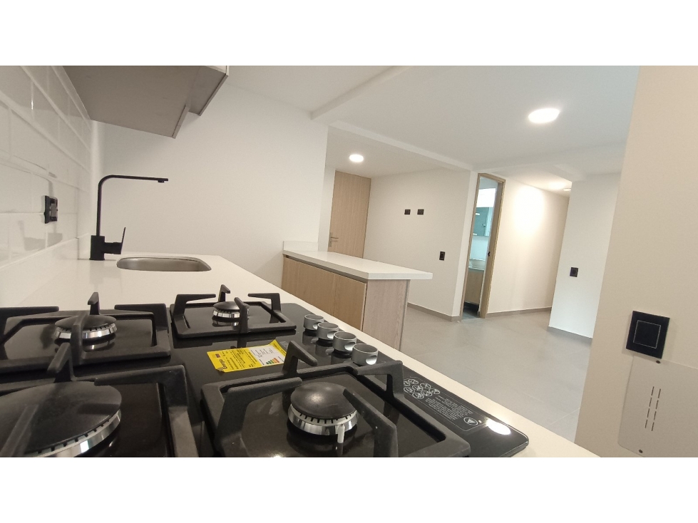 Apartamento en San José Parte Alta, Sabaneta — foto 4