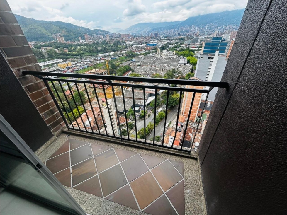 Apartamento en Las Lomitas, Sabaneta — foto 2