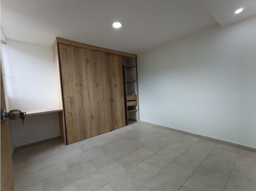 Apartamento en San José Parte Alta, Sabaneta - 1