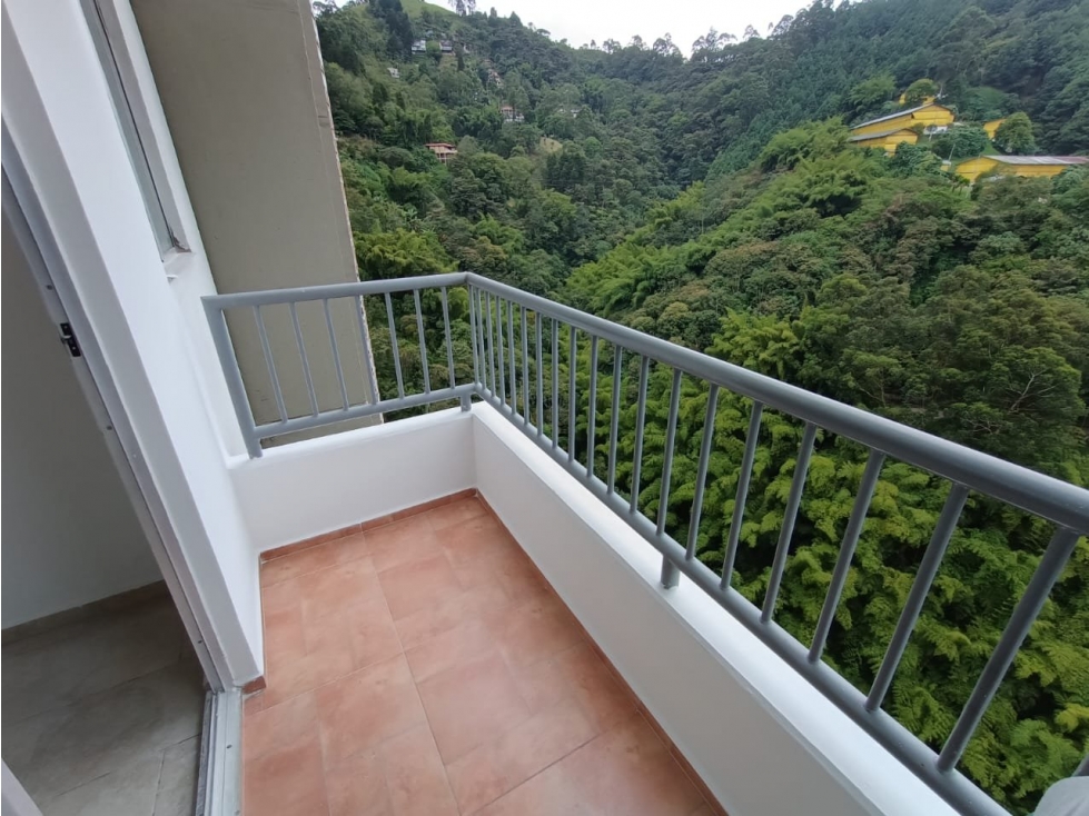 Apartamento en San José Parte Alta, Sabaneta - 3