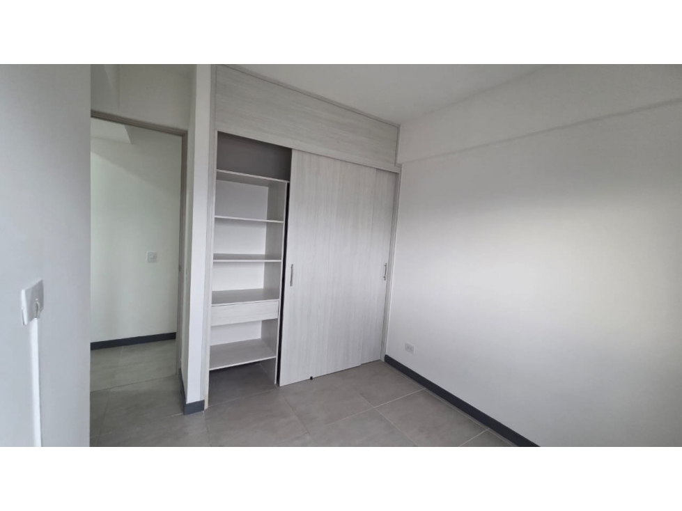 Apartamento en Las Lomitas, Sabaneta — foto 2