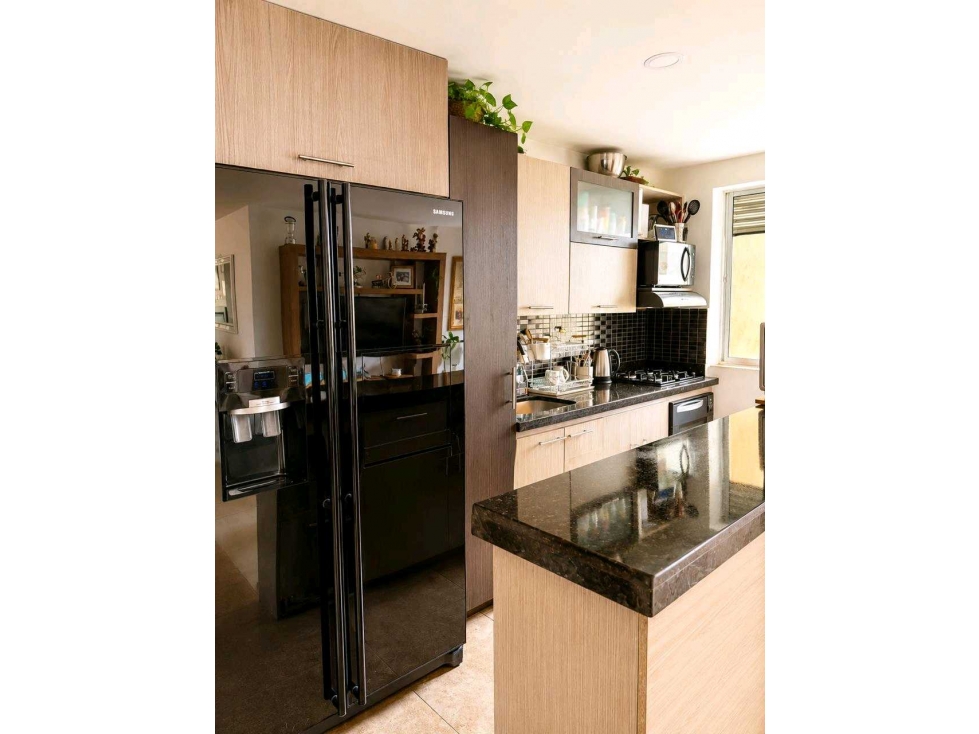 APARTAMENTO EN SABANETA LA DOCTORA PARTE BAJA — foto 2