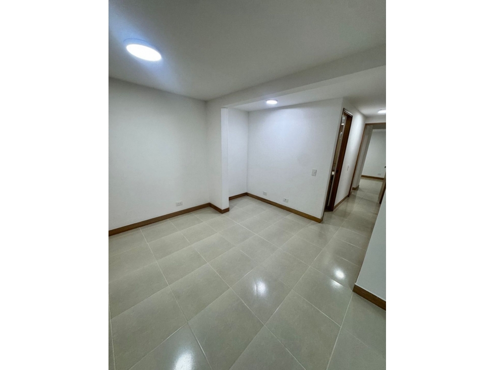 Apartamento en sabaneta parte plana — foto 3