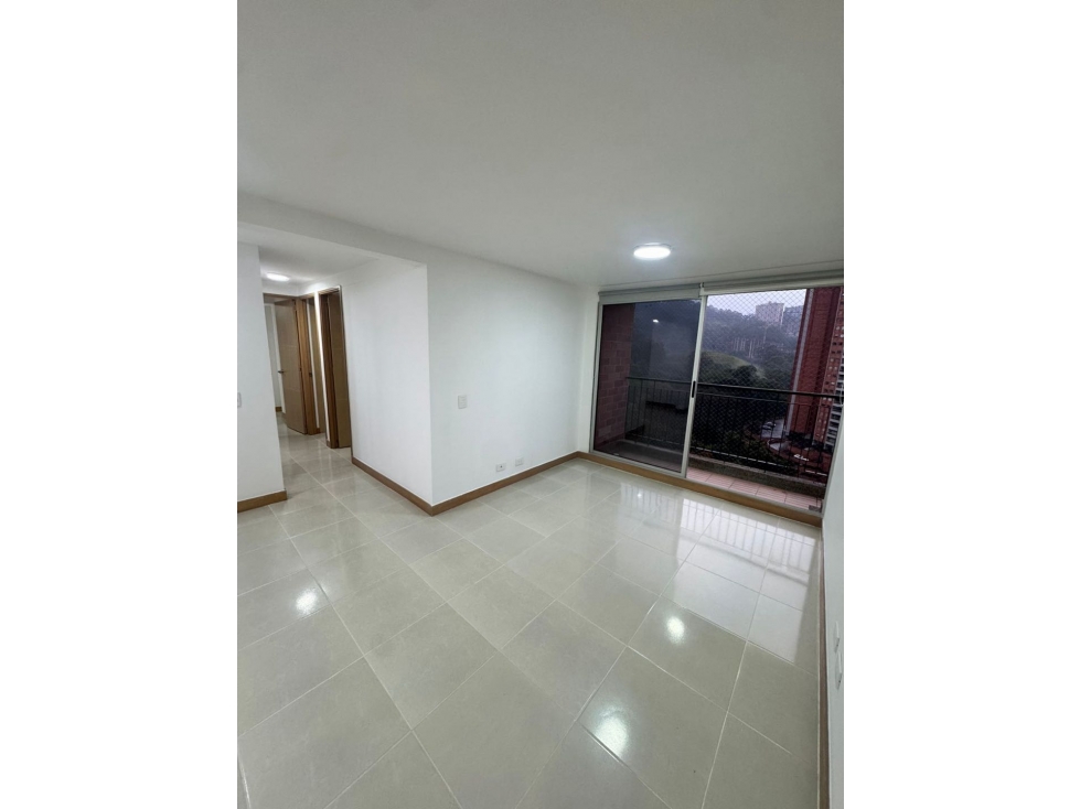 Apartamento en sabaneta parte plana — foto 2