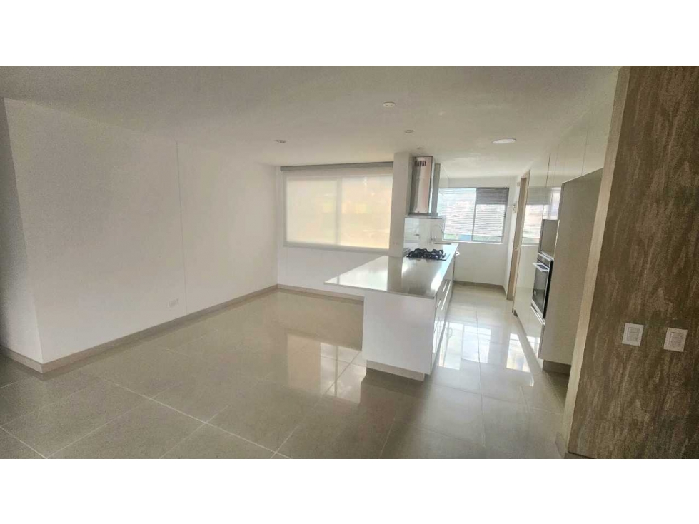 APARTAMENTO EN SABANETA -Sector Loma de San José parte baja. — foto 3