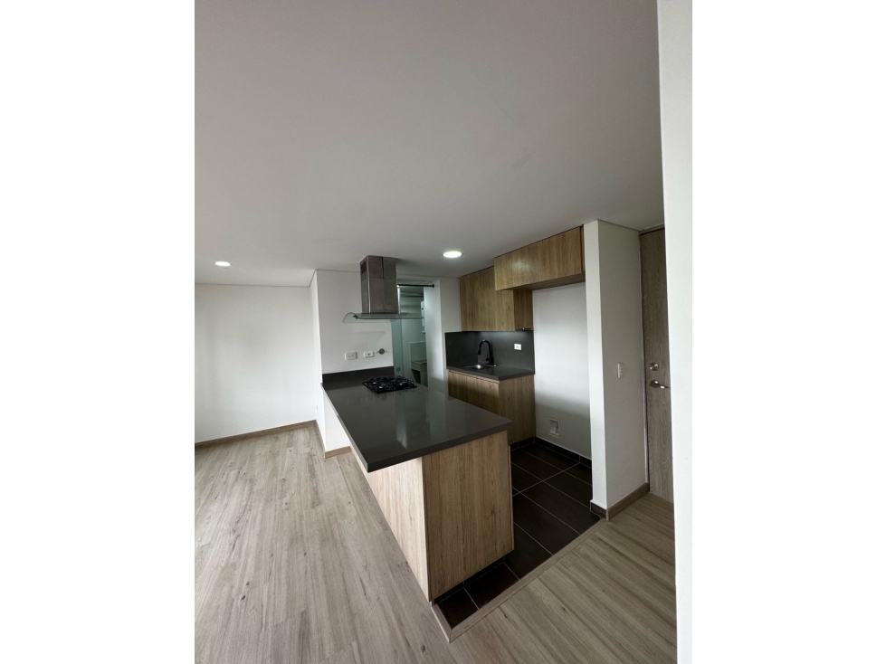 Apartamento en san Antonio sexto piso. Hermosa vista