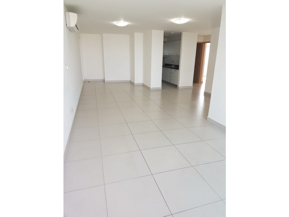 Apartamento en San Francisco Frente Parque Omar 3 Rec Vista $1,500 — foto 3