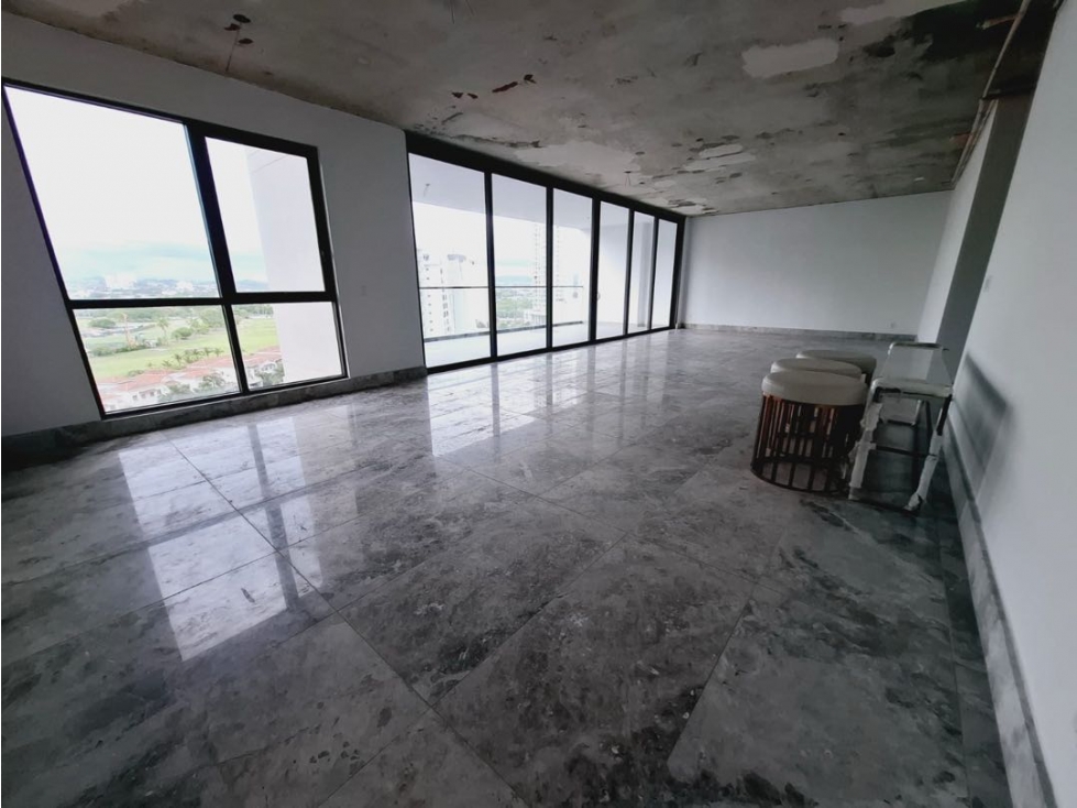 VENTA DE APARTAMENTO EN SANTA MARIA PH EMPIRE RESIDENCES 322M2 JP