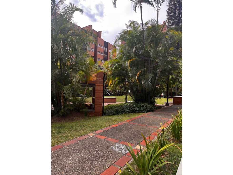Apartamento en sector Vizcaya Poblado