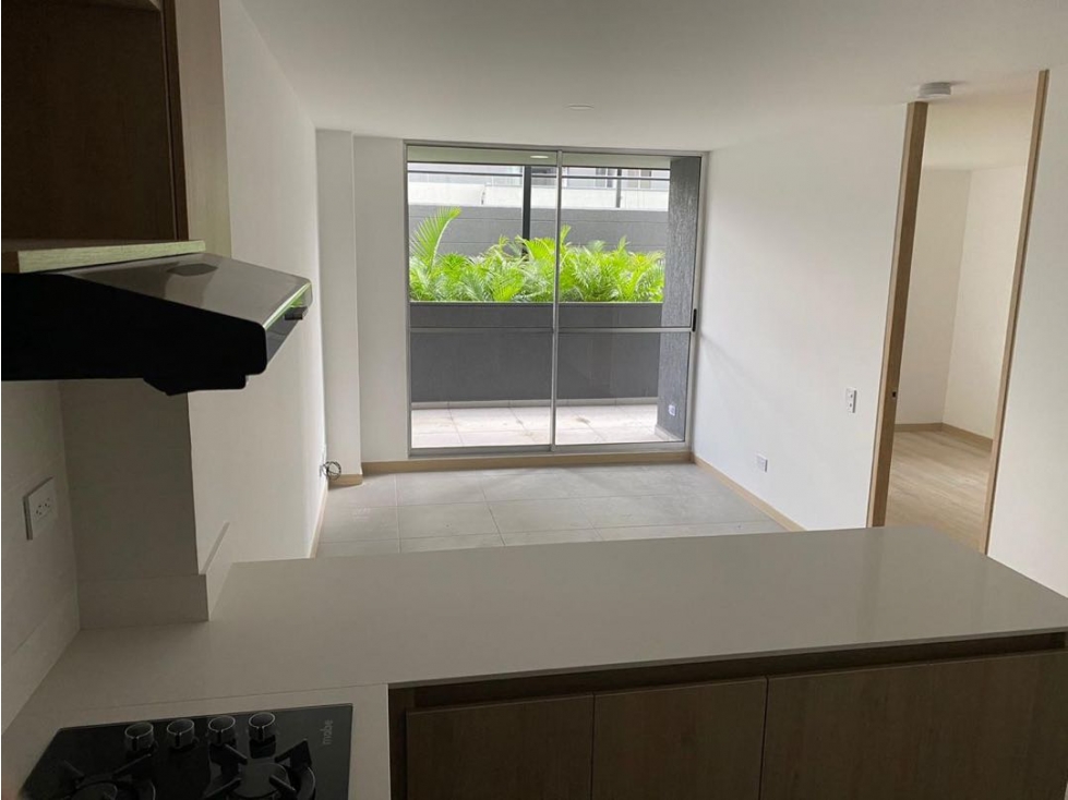 APARTAMENTO EN UNIDAD COMPLETA AL LADO DEL POBLADO — foto 6