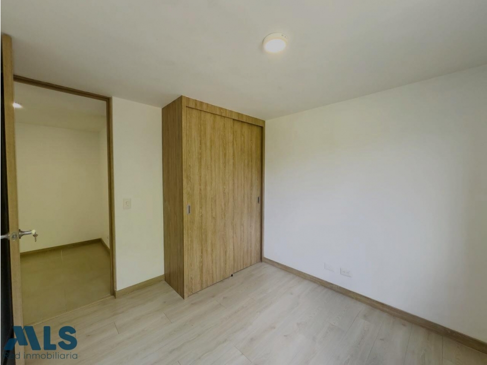 Apartamento en unidad completa. Camino verde.(MLS#269276)