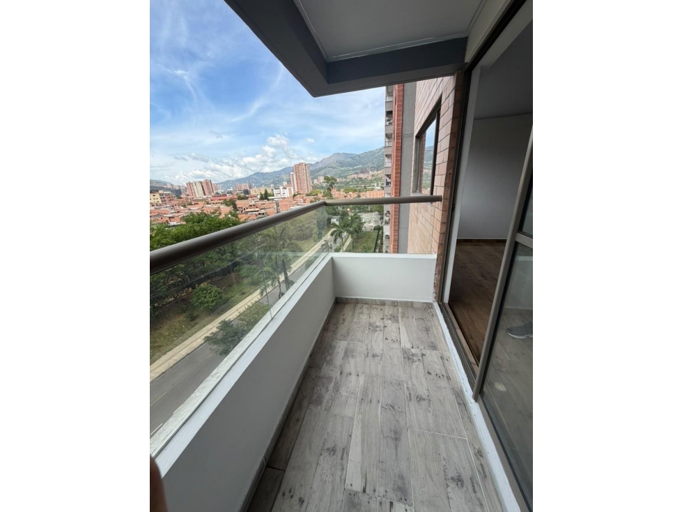 APARTAMENTO EN URB. FLOR DE AGUA | SECTOR FABRICATO EN VENTA F596 — foto 6