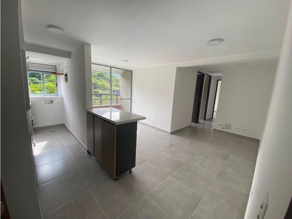 APARTAMENTO EN URB. MEDITERRÁNEA | SECTOR FABRICATO EN VENTA K083 — foto 2