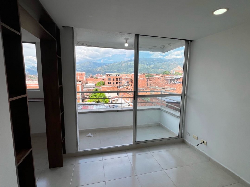 APARTAMENTO EN URB. MONSERRAT | SECTOR OBRA 2000, BELLO EN VENTA F558 — foto 2