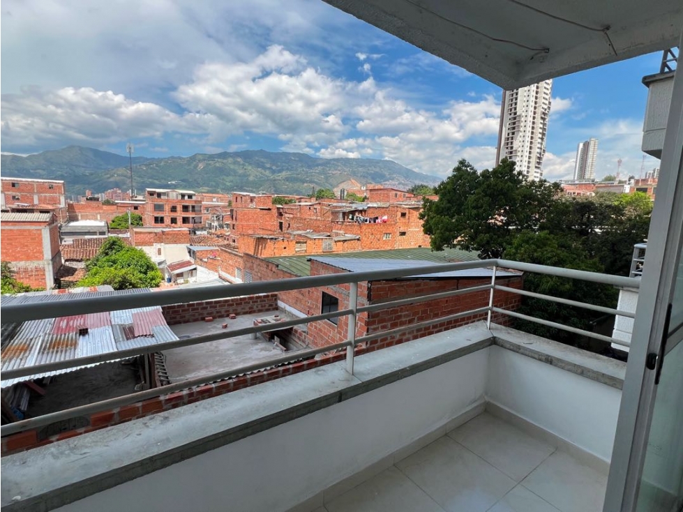 APARTAMENTO EN URB. MONSERRAT | SECTOR OBRA 2000, BELLO EN VENTA F558 — foto 3