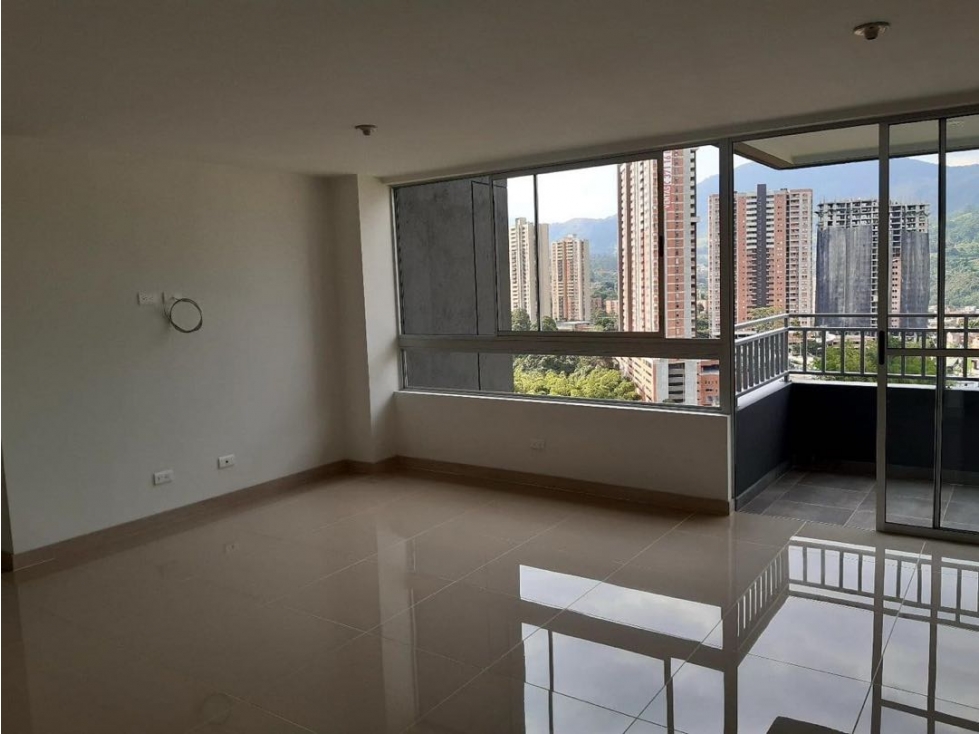 APARTAMENTO EN URB. MORATTO | SURAMÉRICA, ITAGUÍ EN VENTA F527 — foto 2