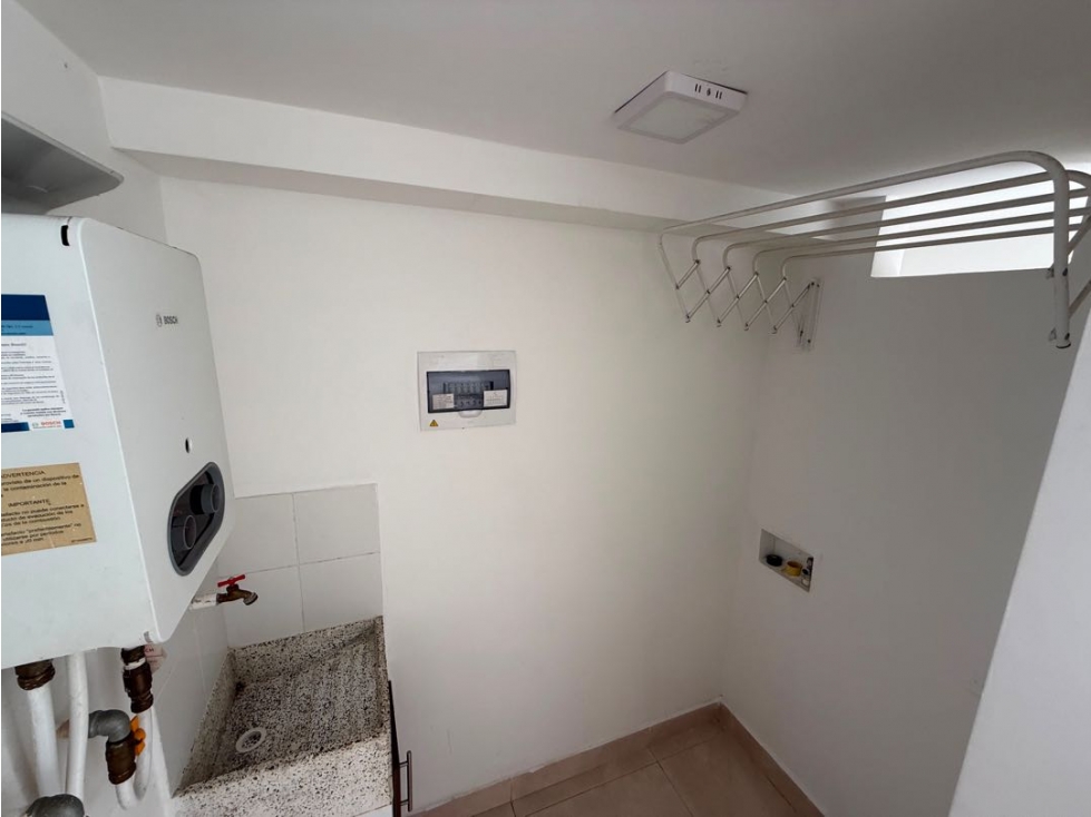 APARTAMENTO EN URB. PARQUE ALTO | BELLO EN VENTA F574 — foto 4