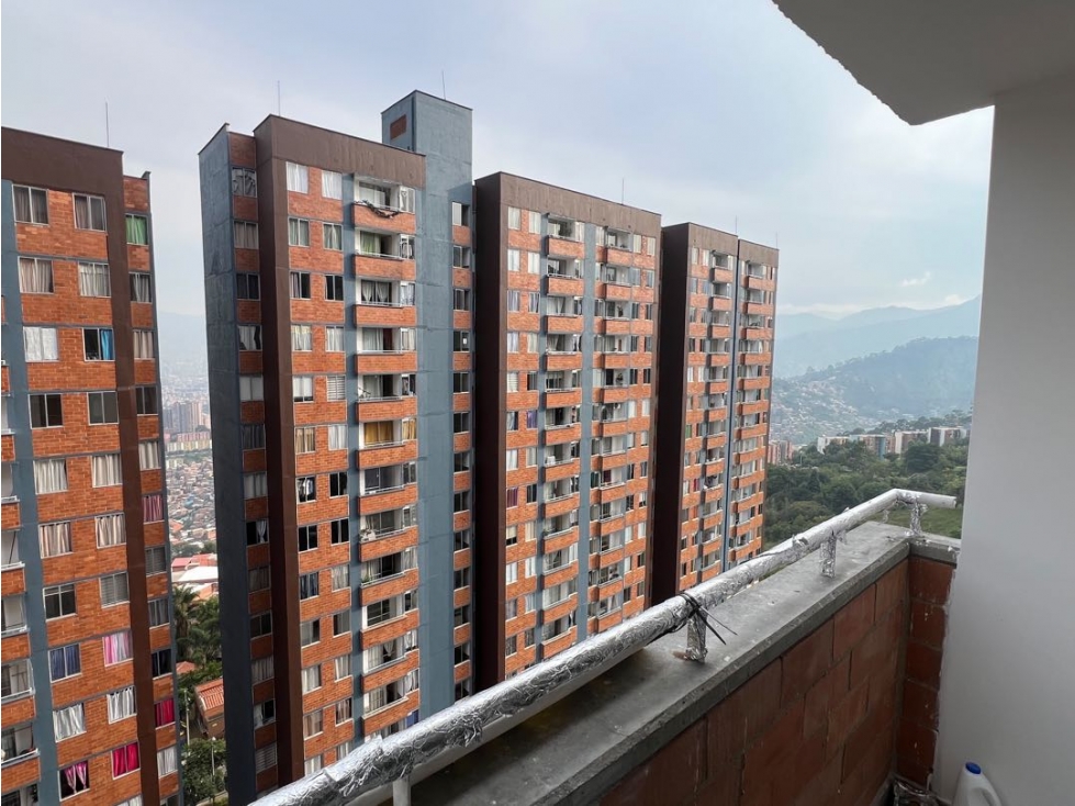 APARTAMENTO EN URB. TERRITORIO AURORA | ROBLEDO PAJARITO EN VENTA F597 — foto 5
