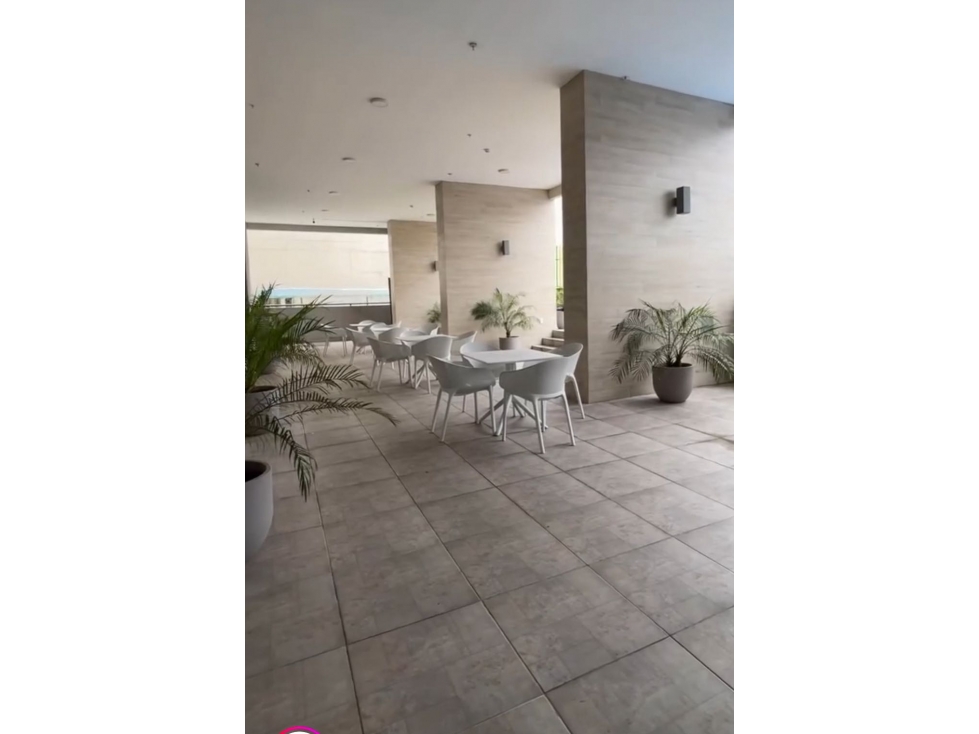 Apartamento en Vía España 2 Recámaras Amoblado PH Alai $950 — foto 6