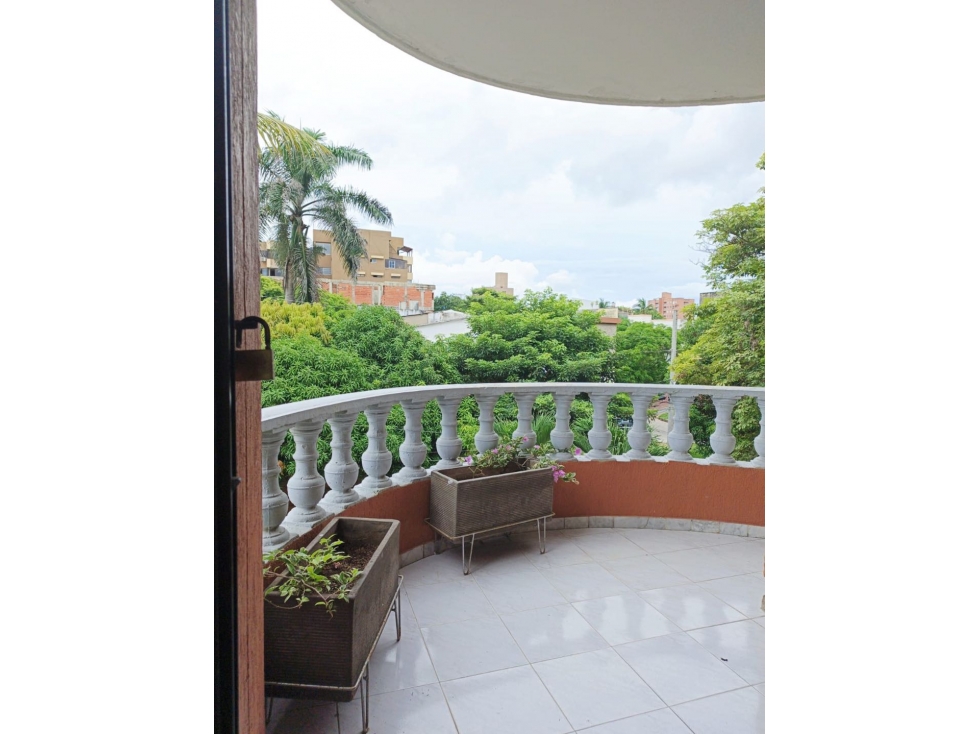 APARTAMENTO EN VENTA 4 HAB. BARRIO LA CUMBRE — foto 4